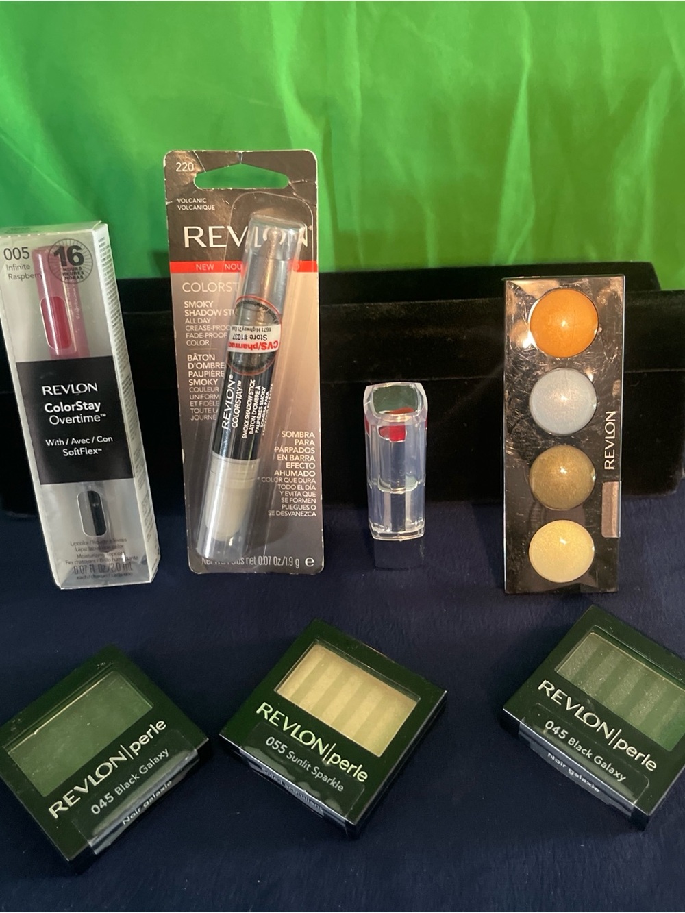 Revlon ColorStay Lip & Smoky Shadow Stick - Raspberry Pink & Volcanic Charcoal